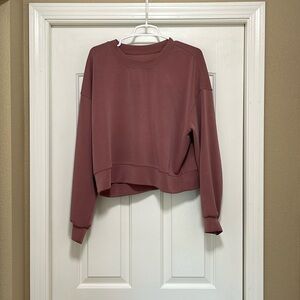 Lululemon Softstreme Perfectly Cropped Crew sz 8